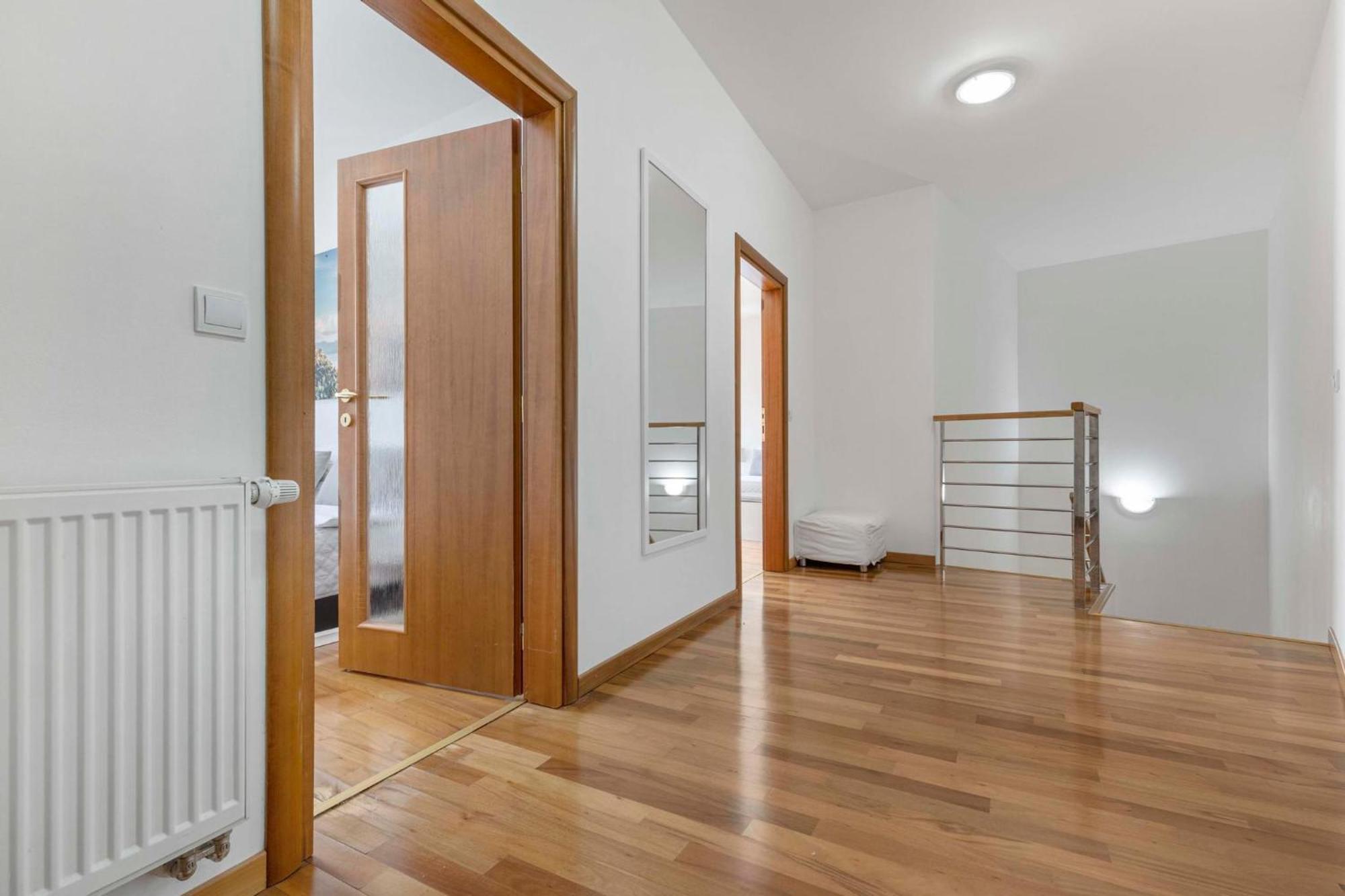 Charming Apartment In The Heart Of 브라티슬라바 외부 사진